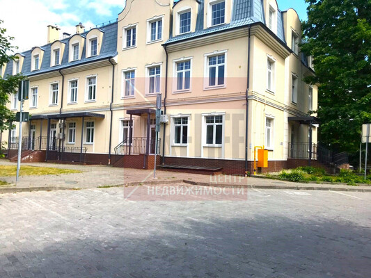 Продам коммерческое помещение 1 432 м2, Комсомольская ул, 10, Пионерский г
