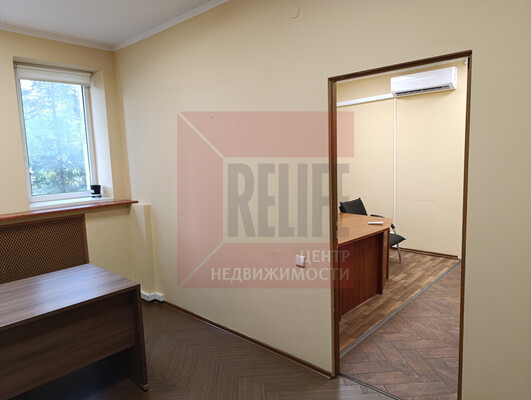 Сдам офисное помещение 33 м2, Маршала Василевского пл, 2, Калининград г