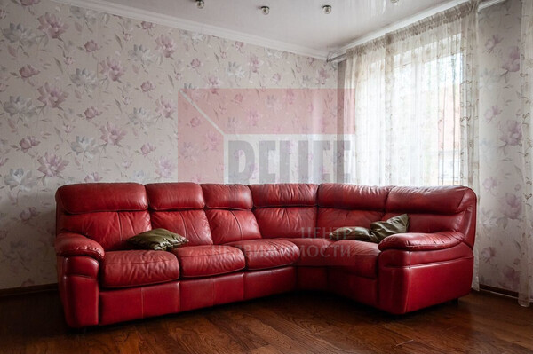 Продам многокомнатную квартиру, Коммунальная ул, 32, Калининград г