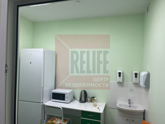 Продам коммерческое помещение 64,7 м2, Ленинградская ул, 16, Светлогорск г