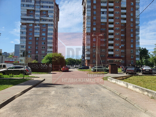 Продам коммерческое помещение 407,4 м2, Московский пр-кт, 14б, Калининград г