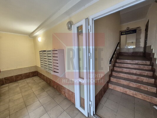Продам однокомнатную (1-комн.) квартиру, Маршала Новикова ул, 11, Калининград г