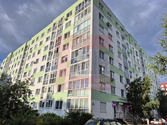 Продам однокомнатную (1-комн.) квартиру, Маршала Новикова ул, 11, Калининград г