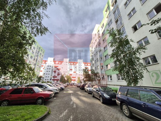 Продам однокомнатную (1-комн.) квартиру, Маршала Новикова ул, 11, Калининград г
