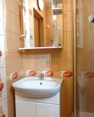 Продам однокомнатную (1-комн.) квартиру, Московский пр-кт, 3, Калининград г