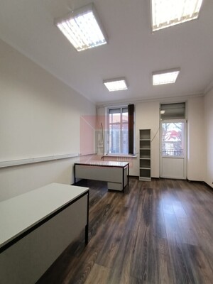 Сдам офисное помещение 240 м2, Мира пр-кт, 98, Калининград г