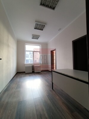 Сдам офисное помещение 240 м2, Мира пр-кт, 98, Калининград г