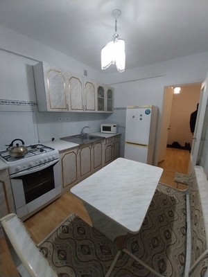 Продам двухкомнатную (2-комн.) квартиру, Академика Губкина ул, 37, Казань г