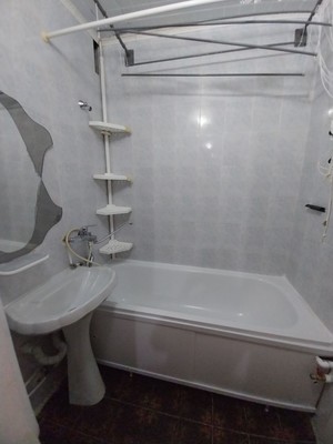 Продам двухкомнатную (2-комн.) квартиру, Академика Губкина ул, 37, Казань г