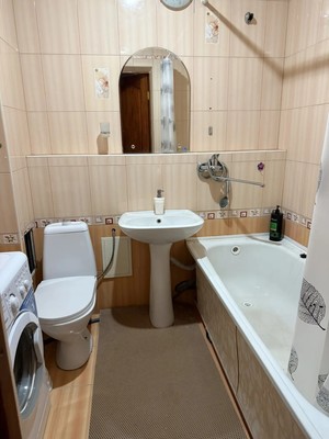 Продам трехкомнатную (3-комн.) квартиру, Академика Глушко ул, 16/24, Казань г