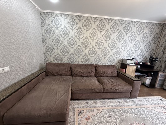 Продам трехкомнатную (3-комн.) квартиру, Романа Брянского ул, 15к1, Брянск г