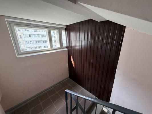 Продам трехкомнатную (3-комн.) квартиру, Романа Брянского ул, 15к1, Брянск г