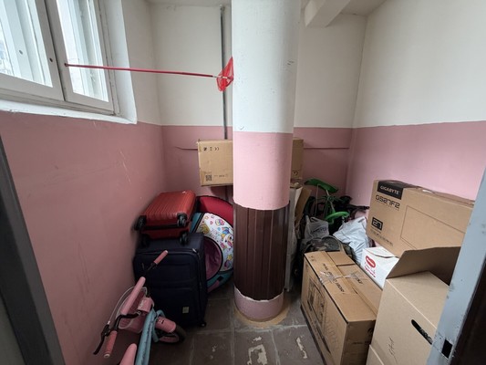 Продам трехкомнатную (3-комн.) квартиру, Романа Брянского ул, 15к1, Брянск г