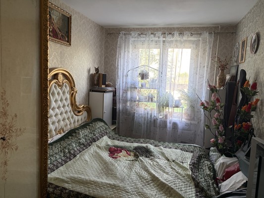 Продам трехкомнатную (3-комн.) квартиру, Гастелло ул, 37, Москва г