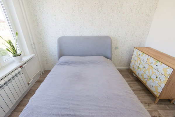 Продам двухкомнатную (2-комн.) квартиру, Петренко ул, 2, Ростов-на-Дону г