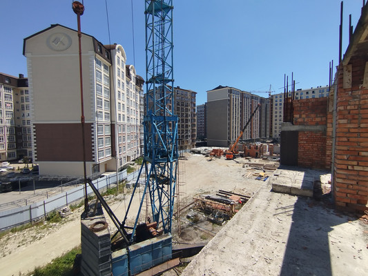 Продам двухкомнатную (2-комн.) квартиру, Тлостанова ул, 28, Нальчик г