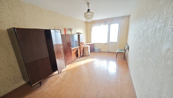 Продам двухкомнатную (2-комн.) квартиру, Полярный Круг ул, 2, Мурманск г