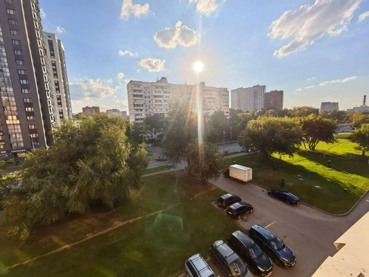 Продам двухкомнатную (2-комн.) квартиру, Коровинское ш, 20к1, Москва г