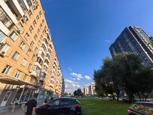 Продам двухкомнатную (2-комн.) квартиру, Коровинское ш, 20к1, Москва г