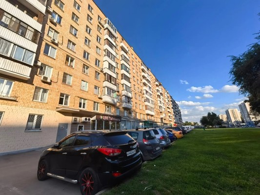 Продам двухкомнатную (2-комн.) квартиру, Коровинское ш, 20к1, Москва г