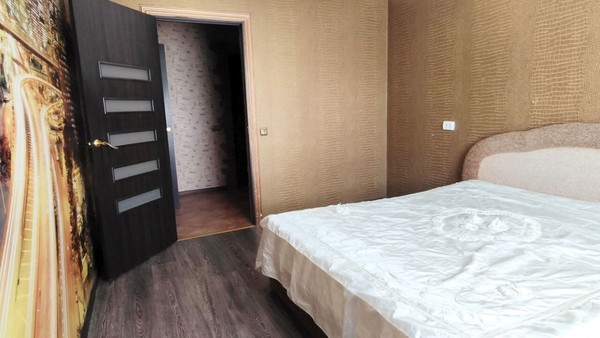 Продам двухкомнатную (2-комн.) квартиру, Героев Сталинграда ул, 23, Симферополь г