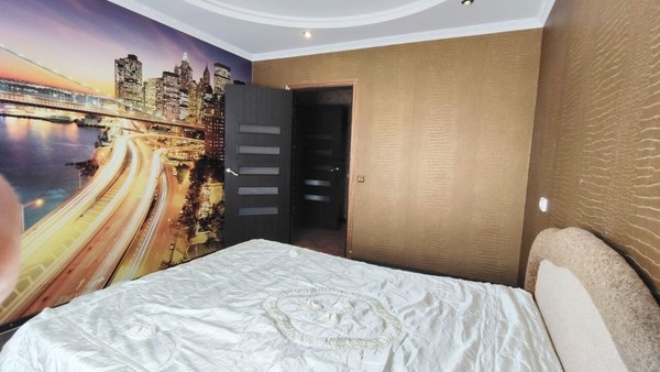 Продам двухкомнатную (2-комн.) квартиру, Героев Сталинграда ул, 23, Симферополь г