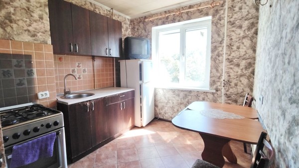 Продам двухкомнатную (2-комн.) квартиру, Героев Сталинграда ул, 23, Симферополь г