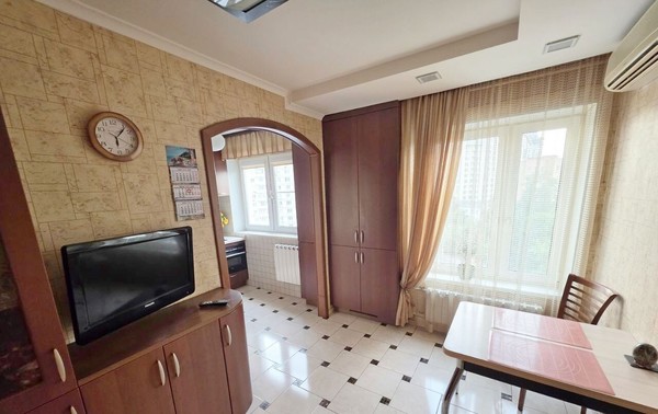 Продам трехкомнатную (3-комн.) квартиру, Народного Ополчения ул, 44к1, Москва г