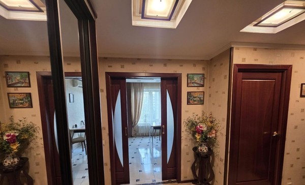 Продам трехкомнатную (3-комн.) квартиру, Народного Ополчения ул, 44к1, Москва г