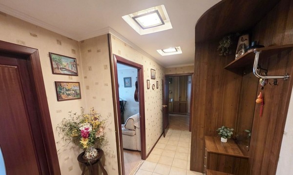 Продам трехкомнатную (3-комн.) квартиру, Народного Ополчения ул, 44к1, Москва г