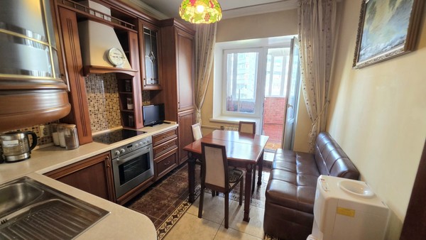 Продам двухкомнатную (2-комн.) квартиру, Ляпидевского ул, 22, Москва г