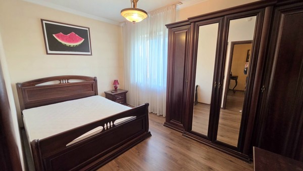 Продам двухкомнатную (2-комн.) квартиру, Ляпидевского ул, 22, Москва г