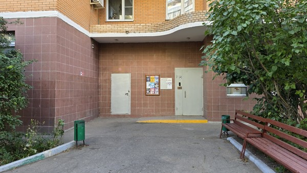 Продам двухкомнатную (2-комн.) квартиру, Ляпидевского ул, 22, Москва г