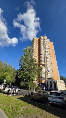 Продам двухкомнатную (2-комн.) квартиру, Ляпидевского ул, 22, Москва г
