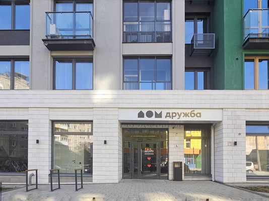 Продам трехкомнатную (3-комн.) квартиру, Металлистов ул, 18, Пермь г