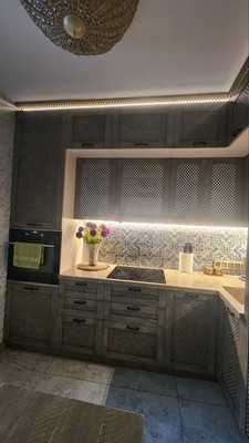 Продам двухкомнатную (2-комн.) квартиру, Гарибальди ул, 11, Москва г