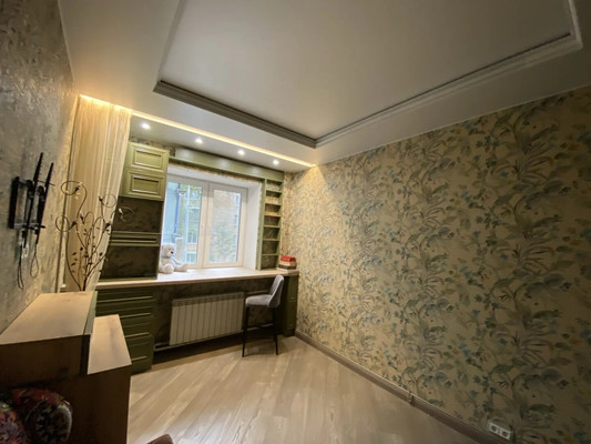 Продам двухкомнатную (2-комн.) квартиру, Гарибальди ул, 11, Москва г