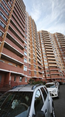 Продам однокомнатную (1-комн.) квартиру, Лучистая ул, 5, Еганово с