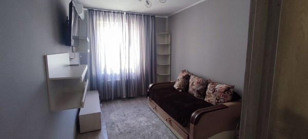 Продам однокомнатную (1-комн.) квартиру, Балаклавская ул, 73Е, Симферополь г