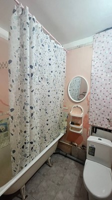 Продам двухкомнатную (2-комн.) квартиру, Гайдара ул, 14, Симферополь г