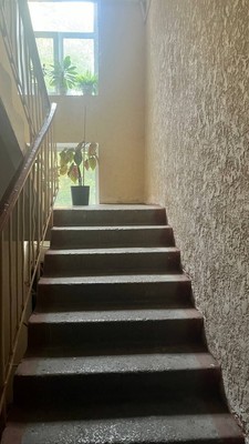 Продам двухкомнатную (2-комн.) квартиру, Гайдара ул, 14, Симферополь г