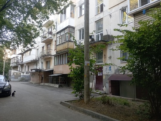 Продам двухкомнатную (2-комн.) квартиру, Гайдара ул, 14, Симферополь г