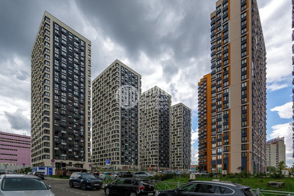 Продам однокомнатную (1-комн.) квартиру, Эйнштейна б-р, 5, Новоивановское рп