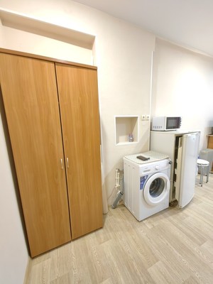 Продам однокомнатную (1-комн.) квартиру, Индустриальная ул, 15, Казань г