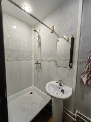 Продам однокомнатную (1-комн.) квартиру, Индустриальная ул, 15, Казань г