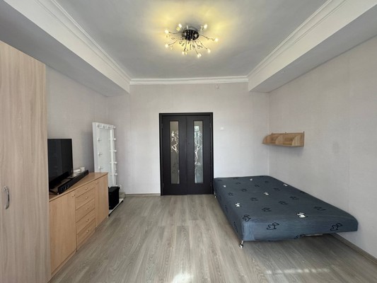 Продам двухкомнатную (2-комн.) квартиру, Ленина пр-кт, 19, Комсомольск-на-Амуре г