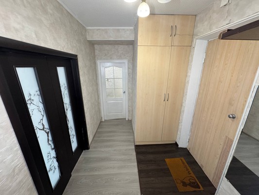 Продам двухкомнатную (2-комн.) квартиру, Ленина пр-кт, 19, Комсомольск-на-Амуре г
