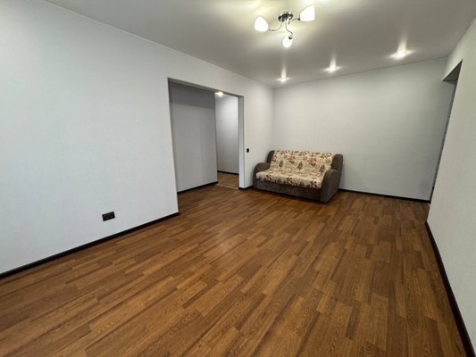 Продам трехкомнатную (3-комн.) квартиру, Сидоренко ул, 24к2, Комсомольск-на-Амуре г