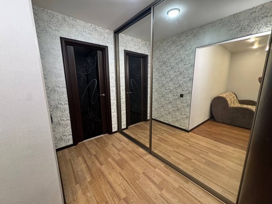 Продам трехкомнатную (3-комн.) квартиру, Сидоренко ул, 24к2, Комсомольск-на-Амуре г