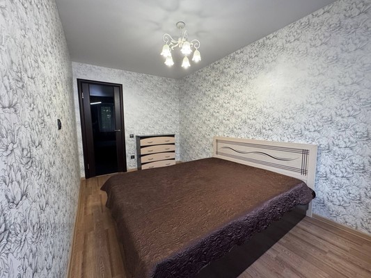 Продам трехкомнатную (3-комн.) квартиру, Сидоренко ул, 24к2, Комсомольск-на-Амуре г
